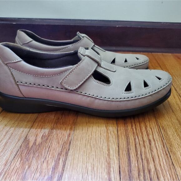 SAS beige cream women's shoes size 9.5 S flats loafers - Picture 4 of 10